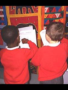 Pupils drawing at Horniman Museum visit